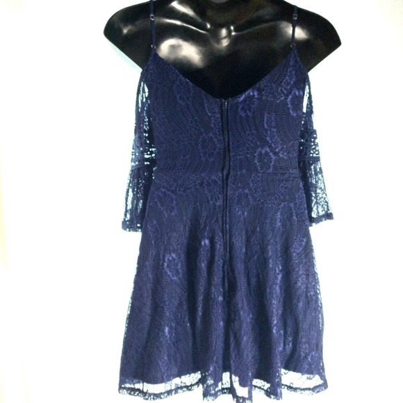 Lacey Cold Shoulder Dress EUC - Picture 6 of 11